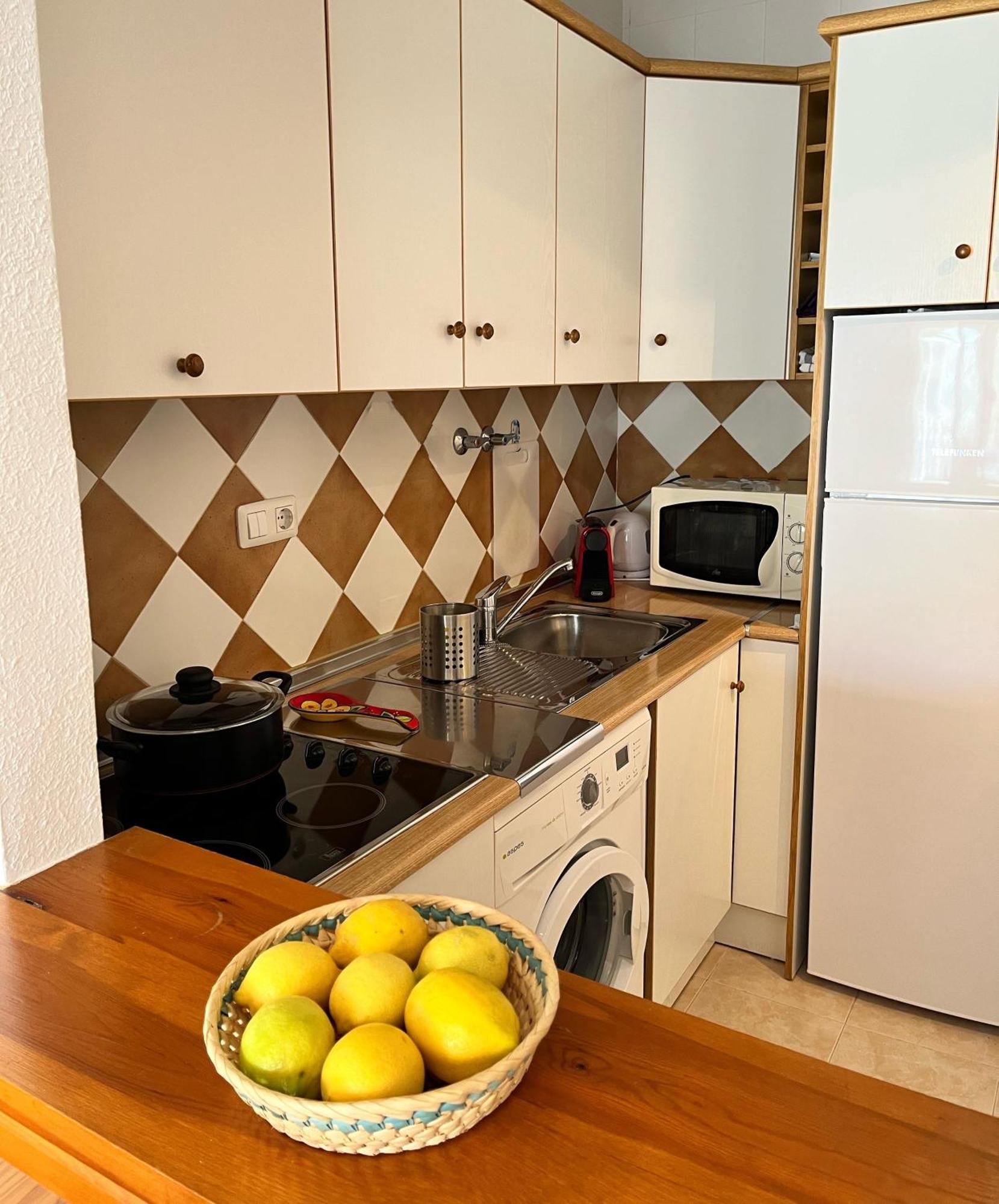 Torrevieja 2 Bedrooms Appartment Exterior foto